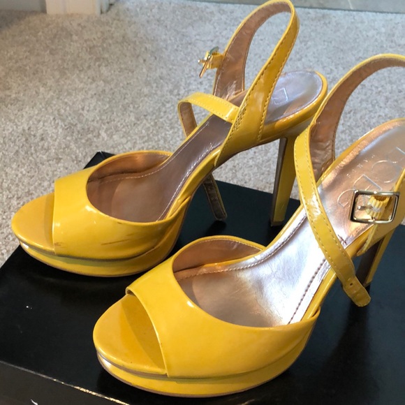 Yellow bcbg heels! - Picture 3 of 3